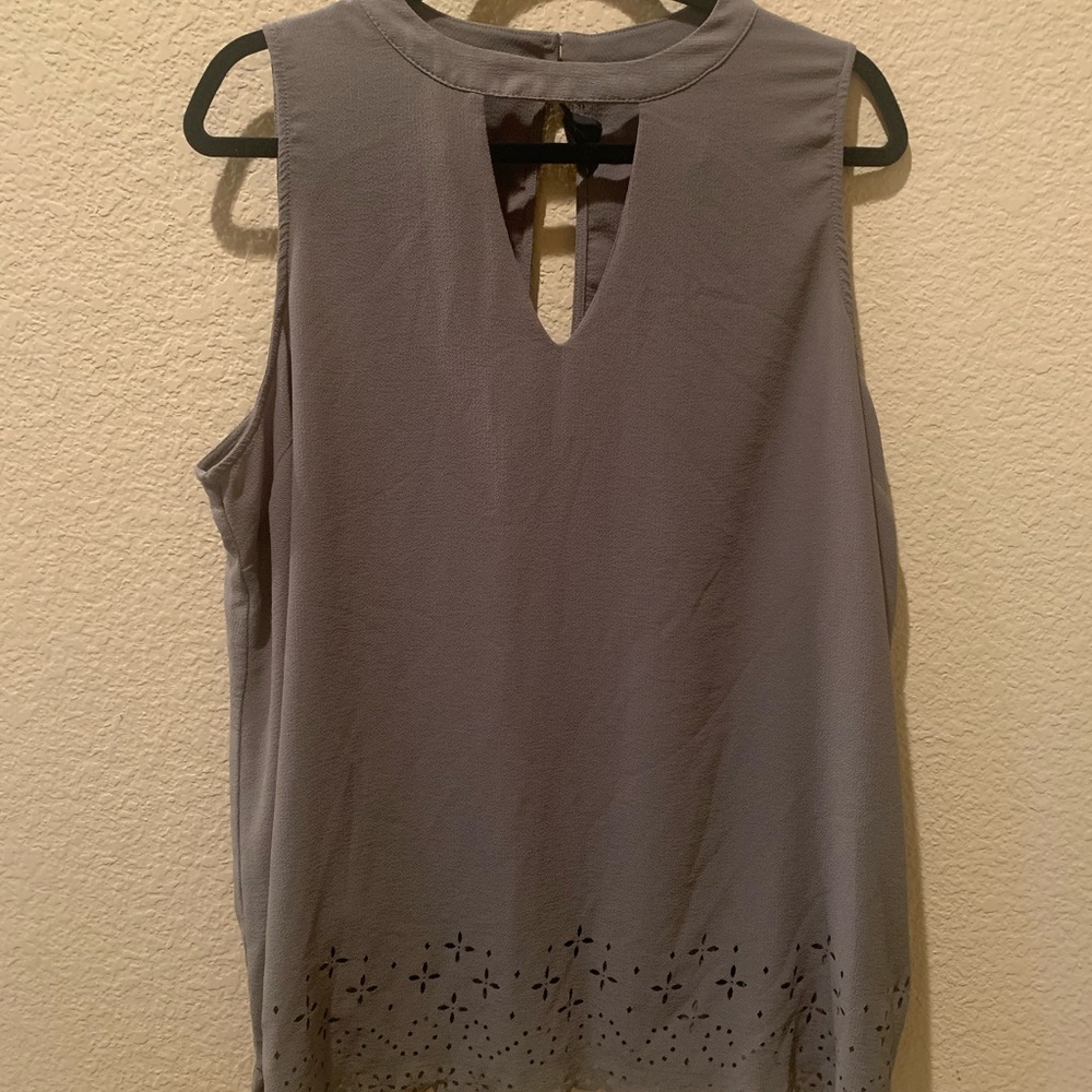 Tank To - Sleeveless shirt (NWOT)